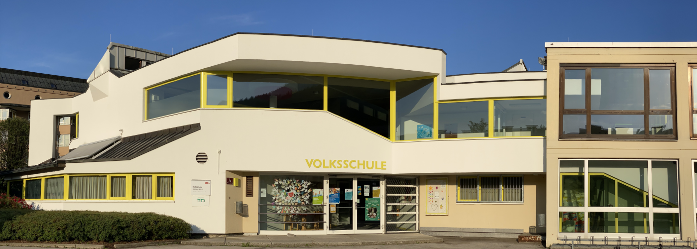 Schule von vorne